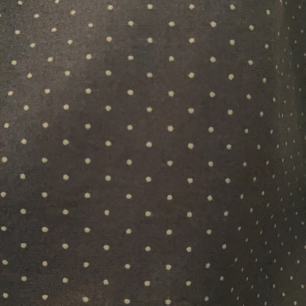 Like new Calvin Klein button down top - Picture 6 of 10